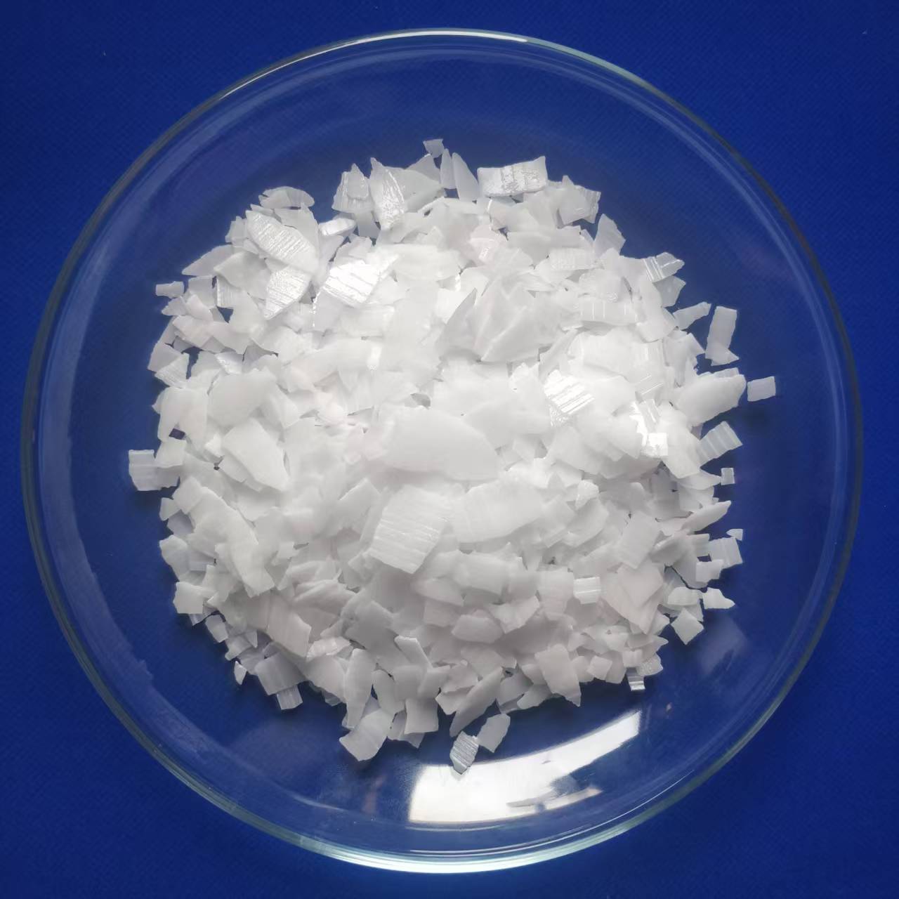 SODIUM HYDROXIDE FLAKES 99