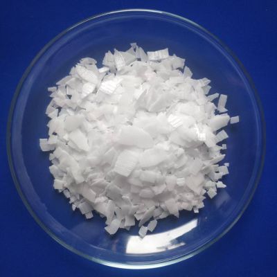 SODIUM HYDROXIDE FLAKES 99